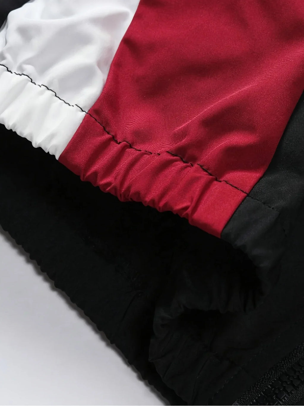 Men's Color-Blocked Windproof Jacket – Lightweight Casual Travel Coat